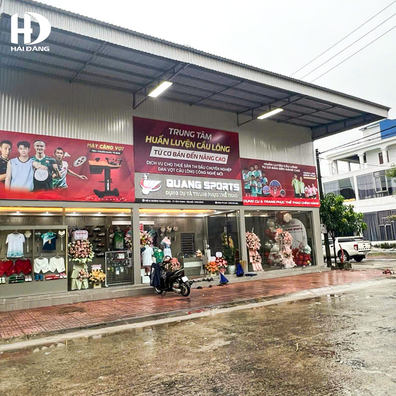 BÀN GIAO CÔNG TRÌNH BIỂN QUẢNG CÁO TRUNG TÂM HUẤN LUYỆN CẦU LÔNG QUANG SPORT