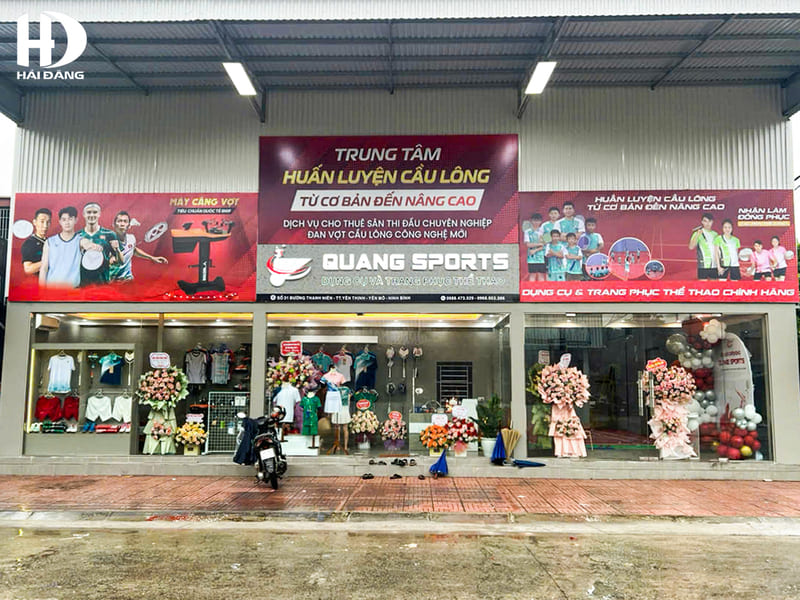 BÀN GIAO CÔNG TRÌNH BIỂN QUẢNG CÁO TRUNG TÂM HUẤN LUYỆN CẦU LÔNG QUANG SPORT